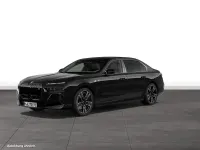 Gebraucht BMW M760e 571 PS (419 kW) 2025 Schwarz Limousine