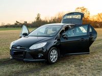 Gebraucht Ford Focus Trend 116 PS (85 kW) 2011 Schwarz Limousine
