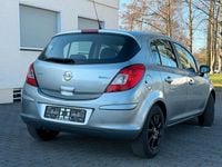Używany Opel Corsa Satellite 75 KM (55 kW) 2011 Srebrny Hatchback