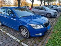 Usado Skoda Octavia 102 HP (75 kW) 2009 Azul Sedan