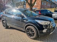 Gebraucht Ford Kuga 150 PS (110 kW) 2017 Schwarz SUV