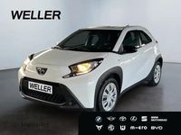 Gebraucht Toyota Aygo Play 72 PS (52 kW) 2025 Schneeweiß Kleinwagen