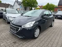 Gebraucht Peugeot 208 Access 68 PS (50 kW) 2015 Lack grau Kleinwagen