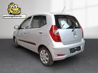 Gebraucht Hyundai i10 Edition 69 PS (50 kW) 2013 Silber Kleinwagen