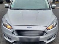 Gebraucht Ford Focus 125 PS (91 kW) 2015 Grau Kombi