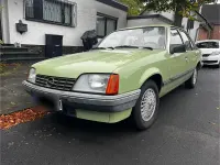 Gebraucht Opel Rekord 90 PS (66 kW) 1983 Grün Limousine