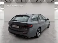 Gebraucht BMW 520 190 PS (139 kW) 2023 Grau Kombi
