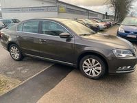 Gebraucht VW Passat Comfortline 140 PS (102 kW) 2014 Braun Limousine