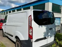 Usata Ford Transit Custom 101 CV (74 kW) 2014 Bianco Monovolume