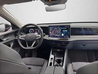 Gebraucht VW Passat Elegance 150 PS (110 kW) 2025 Grenadillschwarz metallic (metallic) Kombi