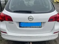 Gebraucht Opel Astra Selection 116 PS (85 kW) 2016 Weiß Kombi