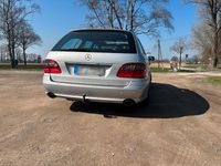 Gebraucht Mercedes E280 190 PS (139 kW) 2007 Silber Kombi