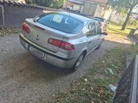 Gebraucht Renault Laguna II Avantage 111 PS (81 kW) 2005 Silber Limousine