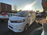 Gebraucht Toyota Proace 120 PS (88 kW) 2018 Weiß Van / Kleinbus