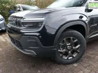 Neu Jeep Avenger Longitude 110 PS (80 kW) 2025 Volcano black SUV