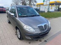 Gebraucht Lancia Ypsilon 60 PS (44 kW) 2004 Grau/perla/rossini Kleinwagen