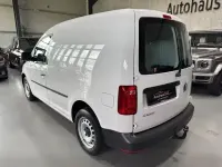 Gebraucht VW Caddy 102 PS (75 kW) 2018 Weiß Van / Kleinbus