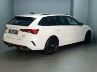 Gebraucht Skoda Octavia RS 200 PS (147 kW) 2024 Weiß Kombi