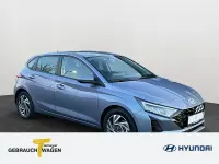 Gebraucht Hyundai i20 Trend 101 PS (74 kW) 2024 Blau Kleinwagen