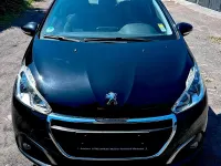 Gebraucht Peugeot 208 82 PS (60 kW) 2017 Schwarz Kleinwagen