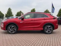 Gebraucht Mitsubishi Eclipse Cross Plus 188 PS (138 kW) 2023 Dynamikrot SUV