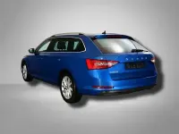 Gebraucht Skoda Superb Ambition 150 PS (110 kW) 2024 Blau Kombi