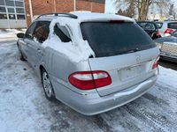 Gebraucht Mercedes E320 Avantgarde 224 PS (164 kW) 2005 Silber Kombi