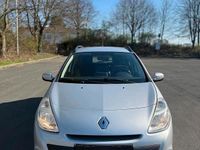 Gebraucht Renault Clio GrandTour 75 PS (55 kW) 2012 Silber Kombi