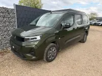 Neu Opel Combo Edition 131 PS (96 kW) 2026 Grün Van / Kleinbus
