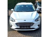 Gebraucht Ford Focus Cool & Connect 95 PS (69 kW) 2021 Frostweiß Kombi