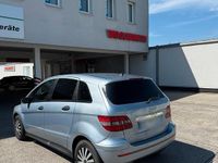 Gebraucht Mercedes B150 95 PS (69 kW) 2008 Blau Van / Kleinbus