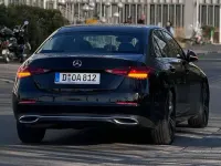 Gebraucht Mercedes C180 Avantgarde 170 PS (125 kW) 2022 Schwarz Limousine