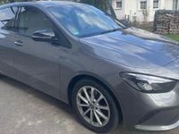 Gebraucht Mercedes B220 190 PS (139 kW) 2019 Grau Van / Kleinbus