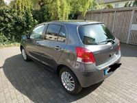 gebraucht Toyota Yaris 1.33 VVT-i Sol