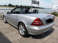 Gebraucht Mercedes SLK230 197 PS (144 kW) 2004 Silber Cabrio