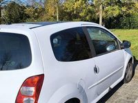 Second-hand Renault Twingo 75 CP (55 kW) 2011 Alb Hatchback