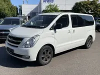 Gebraucht Hyundai H-1 Premium 170 PS (125 kW) 2010 Ceramic white Van / Kleinbus