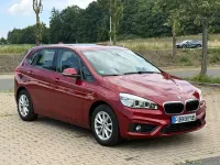 Gebraucht BMW 218 Advantage 136 PS (100 kW) 2017 Flamen rot brillanteffekt met Van / Kleinbus