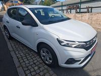 Gebraucht Dacia Sandero Essentiel 91 PS (66 kW) 2024 Weiß Kleinwagen