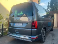 Gebraucht VW Multivan Highline 204 PS (150 kW) 2022 Grau Van / Kleinbus