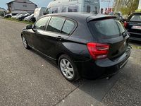 Gebraucht BMW 116 136 PS (100 kW) 2011 Schwarz Kleinwagen