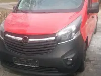 Gebraucht Opel Vivaro 125 PS (91 kW) 2017 Rot Van / Kleinbus