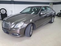 Gebraucht Mercedes E250 204 PS (150 kW) 2009 Indiumgrau  metalliclack Limousine