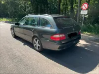 Gebraucht Mercedes E220 150 PS (110 kW) 2003 Grau Kombi