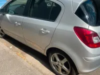 Gebraucht Opel Corsa 87 PS (63 kW) 2010 Silber Kleinwagen