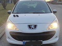 Gebraucht Peugeot 206 73 PS (53 kW) 2010 Weiß Limousine