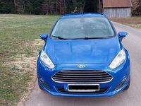 Gebraucht Ford Fiesta Titanium 125 PS (91 kW) 2013 Blau Kleinwagen