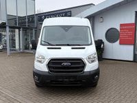 Gebraucht Ford Transit Trend 131 PS (96 kW) 2022 Weiß Limousine