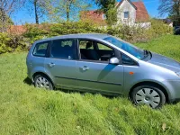 Używany Ford Focus 125 KM (91 kW) 2003 Srebrny Kombi