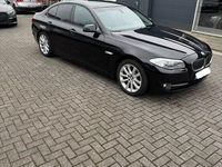 Gebraucht BMW 525 Sport Line 204 PS (150 kW) 2011 Schwarz Limousine